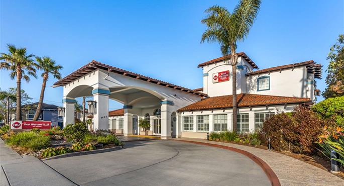 Esterni del Best Western Plus Capitola By-the-Sea Inn & Suites - Capitola - 05597