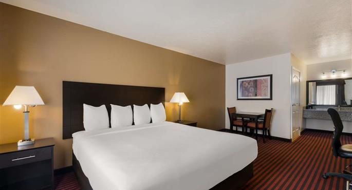 Camera del Best Western Salinas Valley Inn & Suites - Salinas - 05607