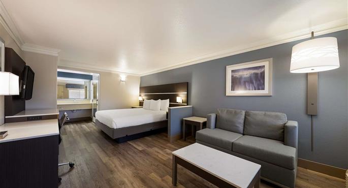 hotel lemoore 05664 f