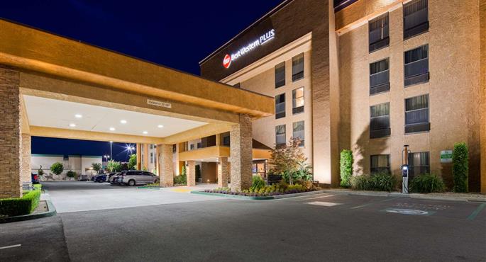 Esterni del Best Western Plus Fresno Airport Hotel - Fresno - 05715