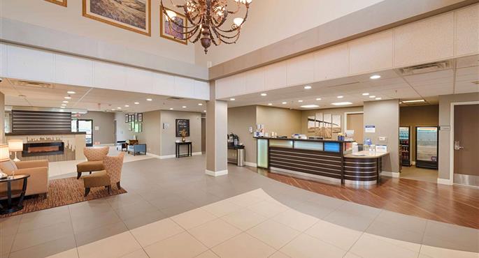 Hall del Best Western Plus Delta Inn & Suites a Oakley - 05726