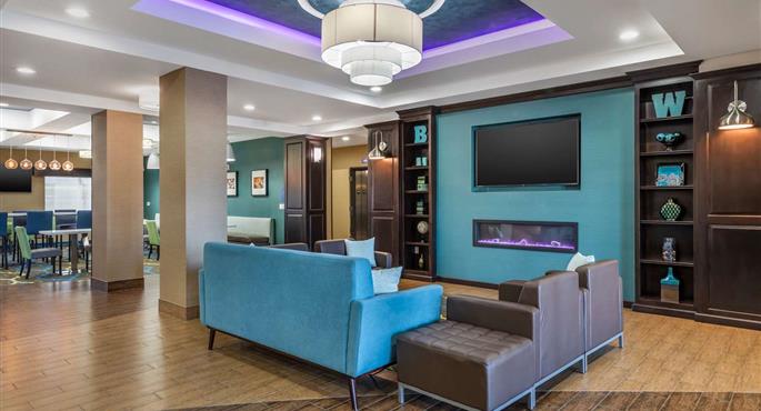 Hall del Best Western Plus Taft Inn a Taft - 05728
