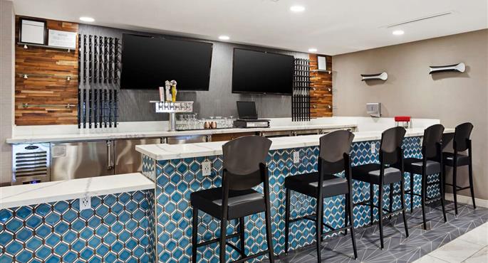 Bar o lounge del Best Western Plus Coalinga Inn - Coalinga - 05743