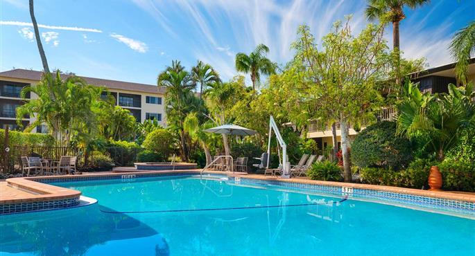 Piscina del Best Western Naples Inn & Suites - Naples - 10151