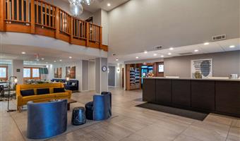 Hall del Best Western Plus Dalton Inn a Dalton - 11236