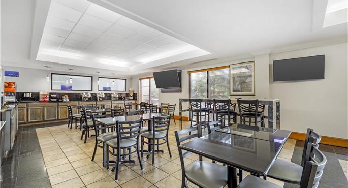 hotel north east 21048 f