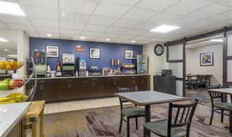 Ristorante del Best Western Plus Berkshire Hills Inn & Suites - Pittsfield - 22060