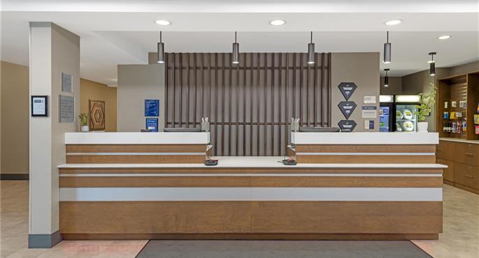 Hall del Best Western Plus Isanti a Isanti - 24145