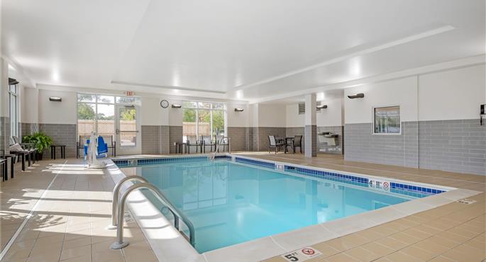 Piscina del Best Western Plus Isanti - Isanti - 24145