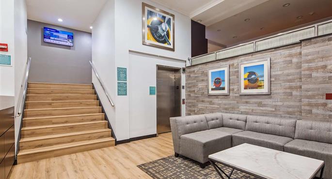 Hall del Best Western JFK Airport Hotel a Jamaica - 33119
