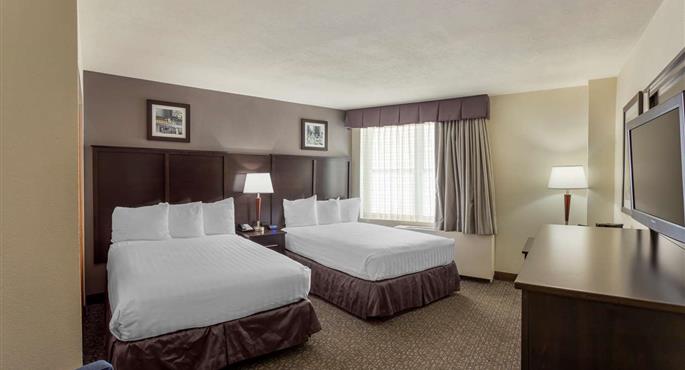 hotel brooklyn 33124 f
