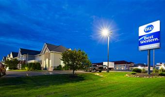 Esterni del Best Western Crown Inn & Suites - Batavia - 33125