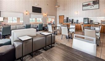 hotel north canton 36102 f