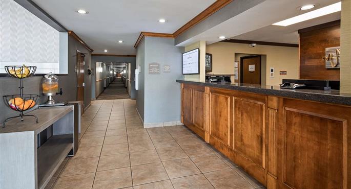 hotel north canton 36102 f