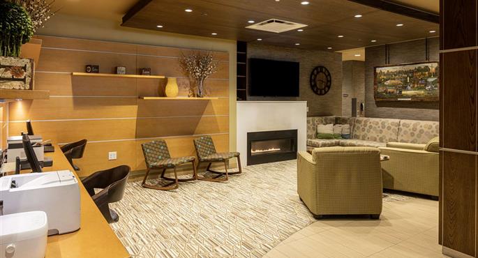 Business center del Best Western Plus Franciscan Square Inn and Suites Steubenville - Steubenville - 36171