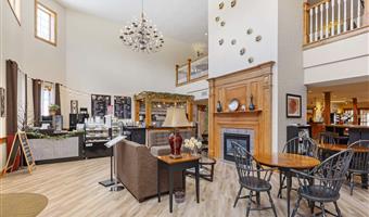 Hall del Best Western Plus Dutch Haus Inn and Suites a Columbiana - 36172