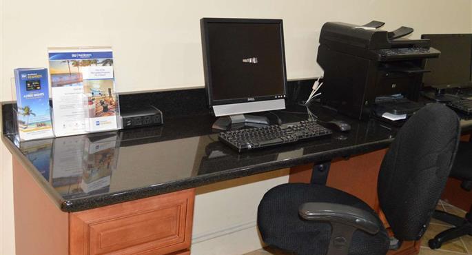 Business center del Best Western Plus Wilkes Barre Center City - Wilkes-Barre - 39036