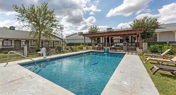 Piscina del Best Western Post Oak Inn - Burnet - 44551