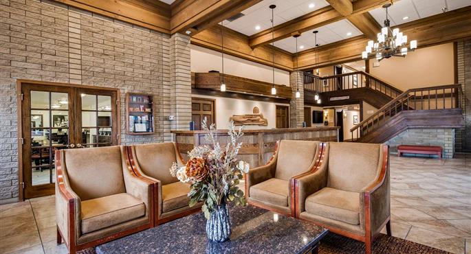 Hall del Best Western Plus Ahtanum Inn a Yakima - 48148