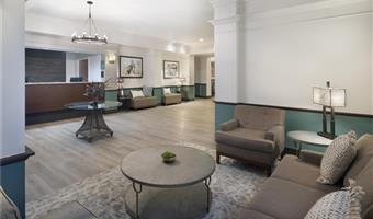 Hall del Best Western Plus Frontier Inn a Cheyenne - 51072