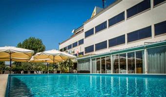 Esterni del Hotel Cristallo Relais, Sure Hotel Collection by Best Western - Tivoli - 56317