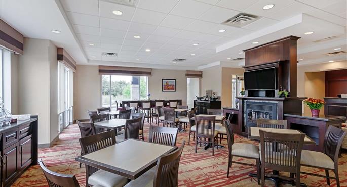 Ristorante del Best Western Plus Muskoka Inn - Huntsville - 66098