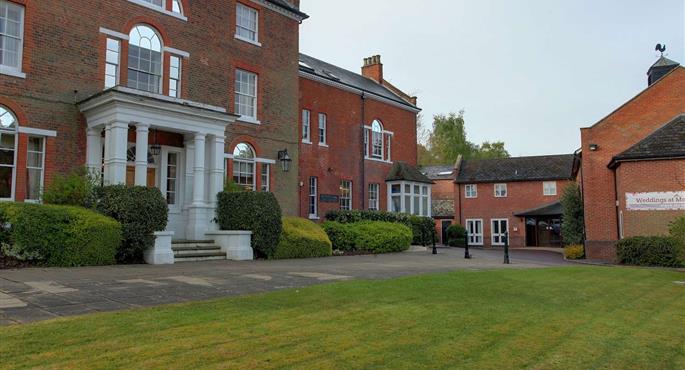 Esterni del Best Western Moore Place Hotel - Milton Keynes - 83775