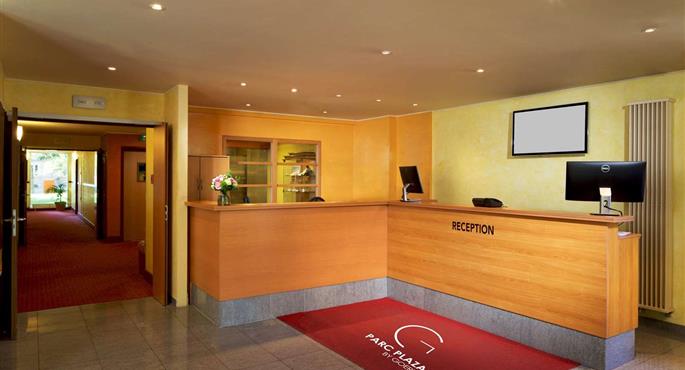 hotel luxembourg 86104 f