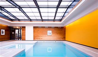 Piscina del Best Western Premier Hotel de la Paix - Reims - 93385