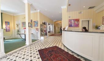 Hall del Best Western Plus Hotel D'Angleterre a Bourges - 93478