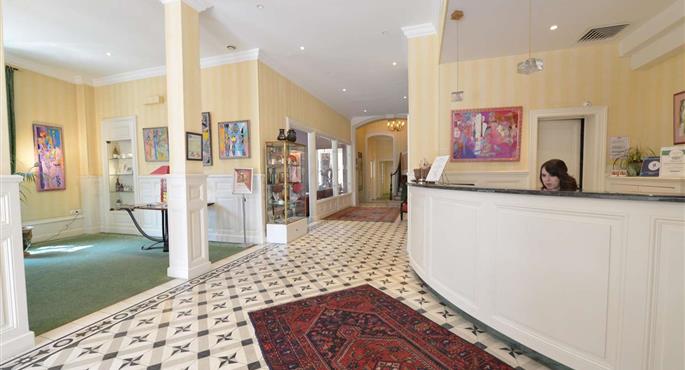 Hall del Best Western Plus Hotel D'Angleterre a Bourges - 93478