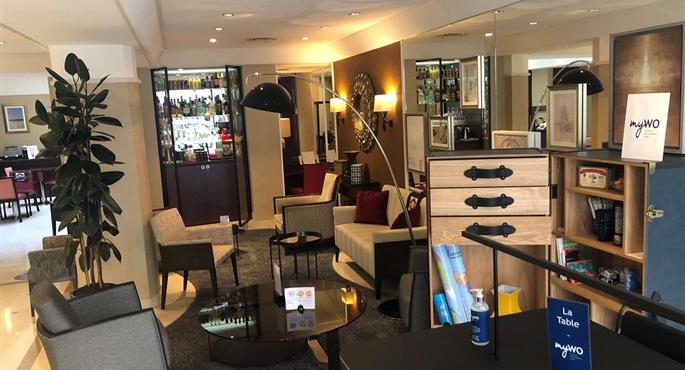 Hall del Best Western Plus Hotel Sydney Opera a Paris - 93601