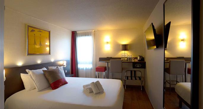 Camera del Best Western l'Atelier 117 - Maubeuge - 93756