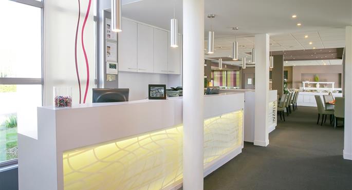 Hall del Best Western The Wish Versailles a Guyancourt - 93757