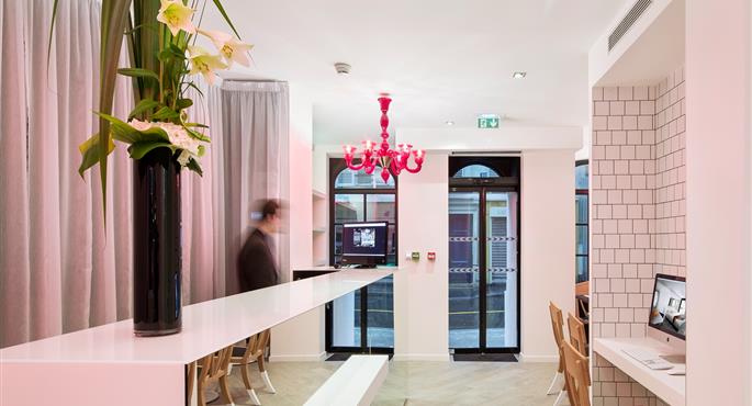 Hall del Best Western Premier Faubourg 88 a Paris - 93789