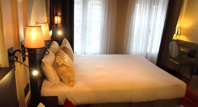 Camera del Best Western Hotel Le Montmartre Saint Pierre - Paris - 93828