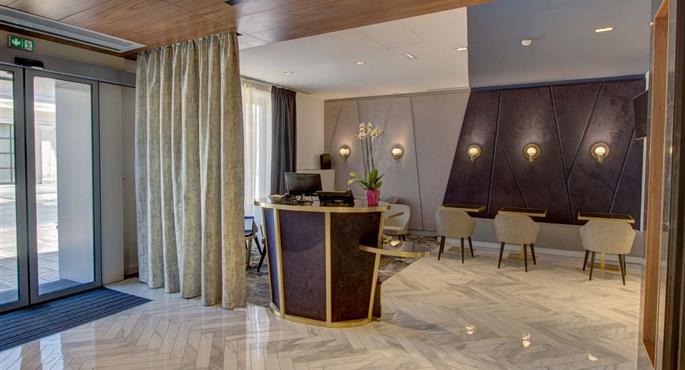 Hall del Best Western Plus Hotel Comedie Saint-Roch a Montpellier - 93831