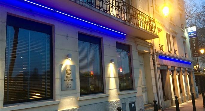 Esterni del Best Western Seine West Hotel - Puteaux - 93832