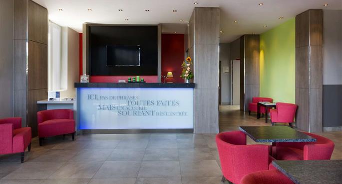 Hall del Best Western Seine West Hotel a Puteaux - 93832