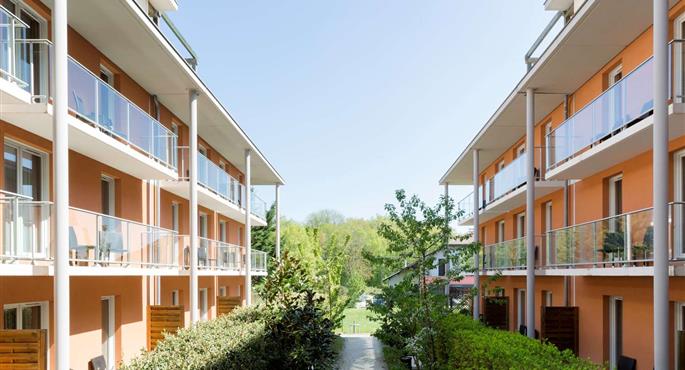 Esterni del Best Western Park Hotel Geneve-Thoiry - Thoiry - 93861