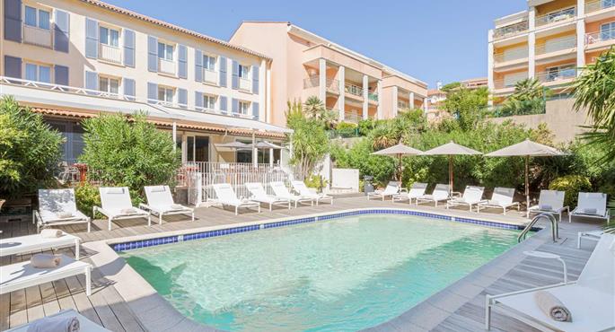 Piscina del Best Western Hotel Matisse - Sainte-Maxime - 93890
