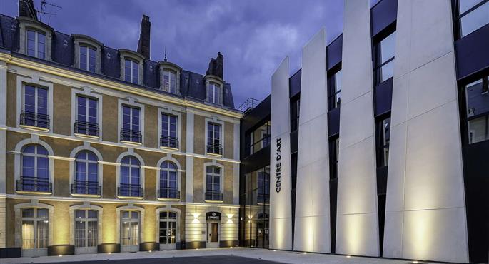 hotel le mans 93902 f