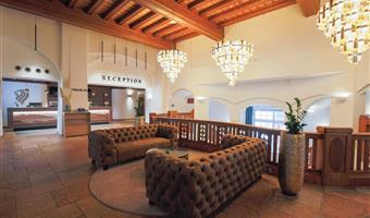 Hall del Hotel Bayerischer Hof Miesbach, BW Premier Collection a Miesbach - 95367