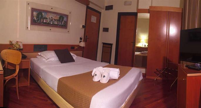 Camera del Best Western Hotel Dei Cavalieri - Barletta - 98207