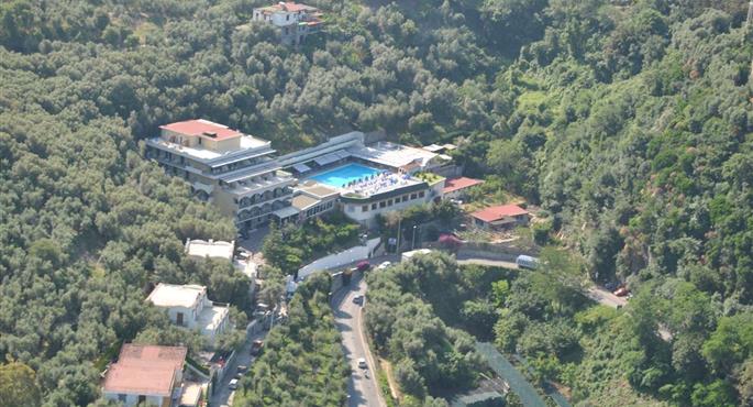 Esterni del Best Western Hotel La Solara - Sorrento - 98222