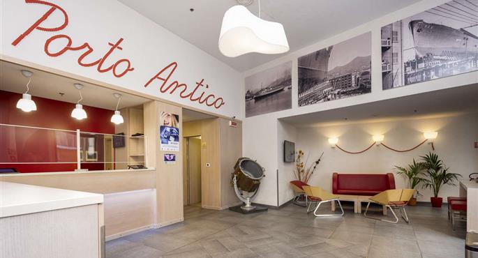 Hall del Best Western Hotel Porto Antico a Genova - 98234