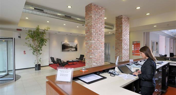 Hall del Best Western Falck Village Hotel a Milano Sesto San Giovanni - 98281