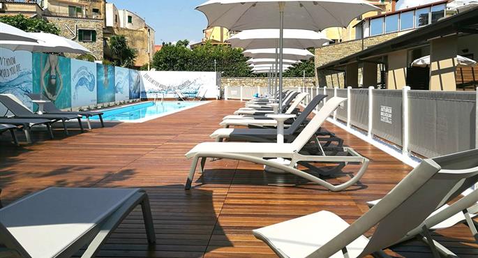 Piscina del Best Western Hotel Anthurium - Santo Stefano al Mare Imperia - 98347